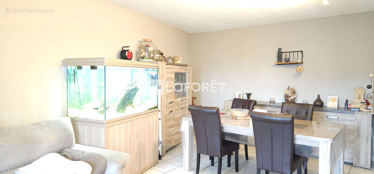 Appartement à PONT-DE-CHERUY