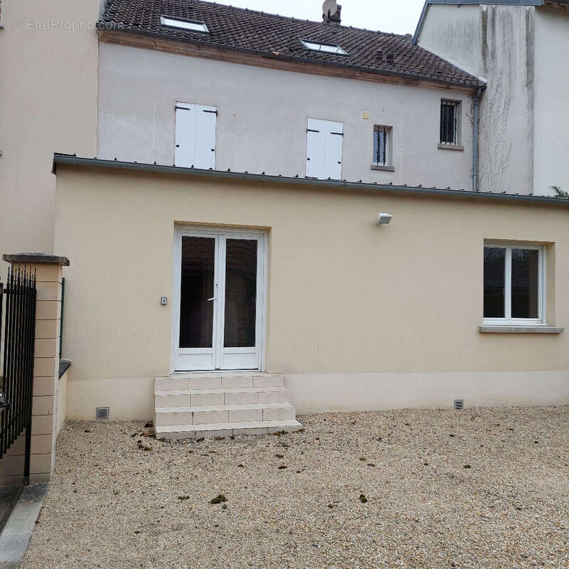 Appartement à LA FERTE-SOUS-JOUARRE