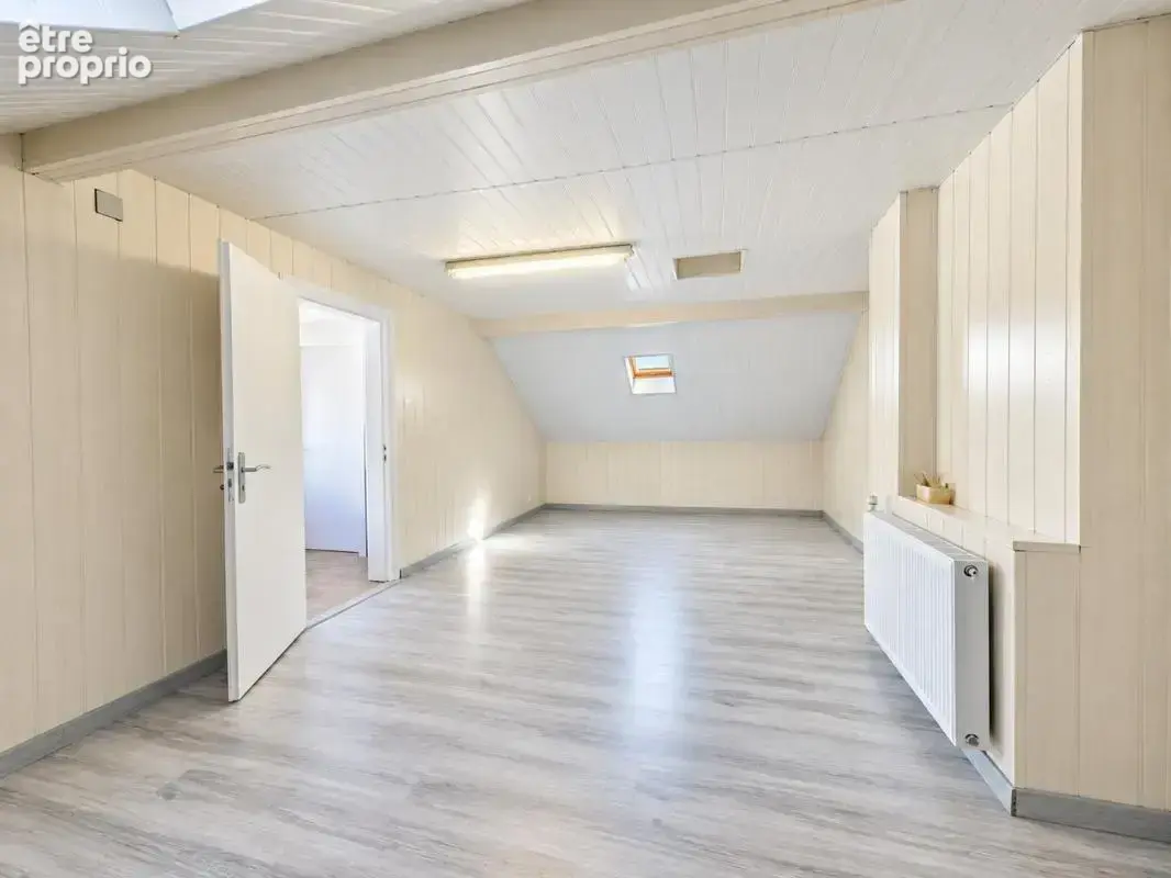 Maison rénovée 110 m² – 3 Ch – Jardin, Terrasse & Carport - photo 4