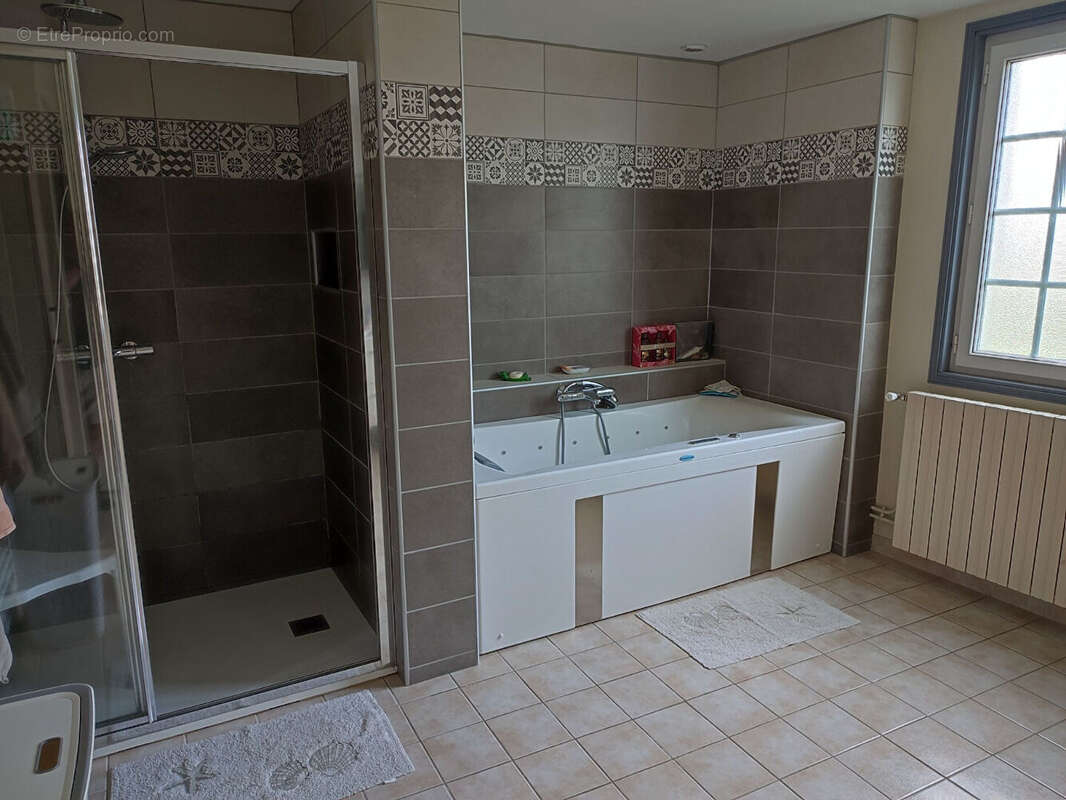 Maison à PARIGNY-LES-VAUX