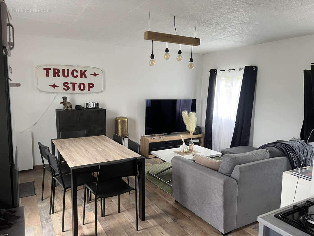 Maison à NEUFCHATEL-EN-BRAY