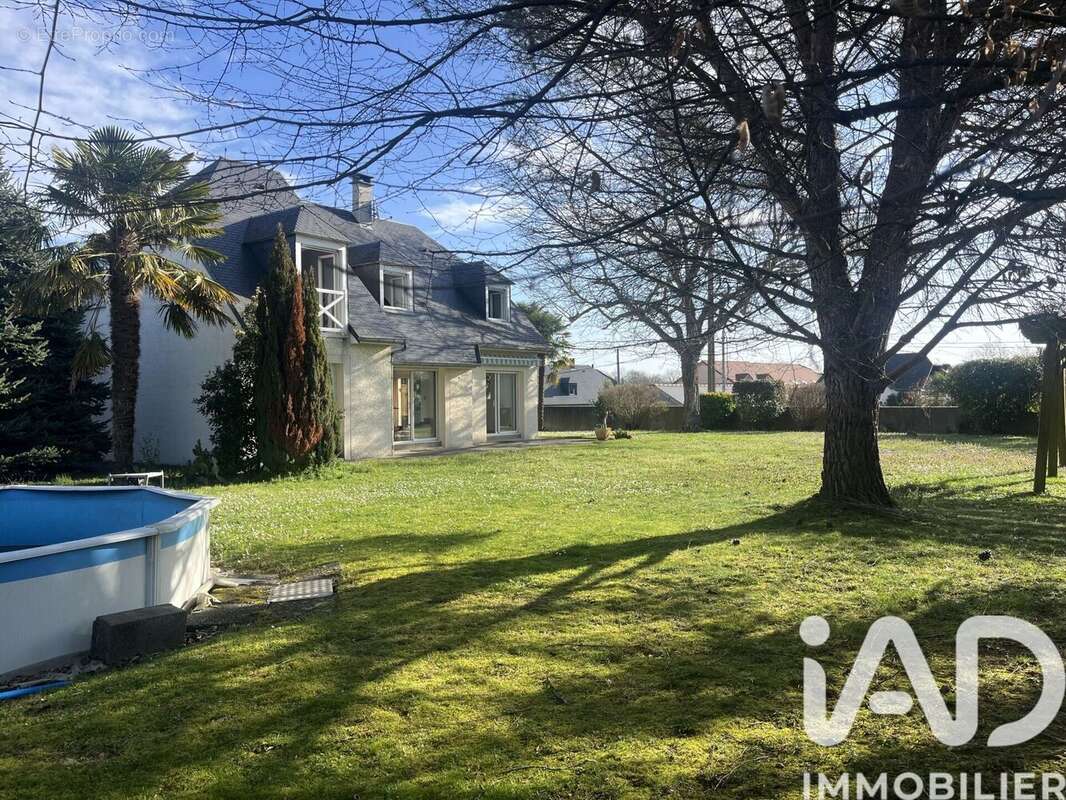 Photo 2 - Maison à JUILLAN