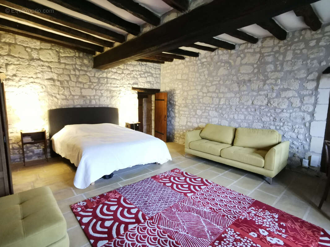 Maison à RESTIGNE