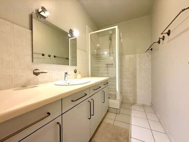 Appartement à ROMANS-SUR-ISERE