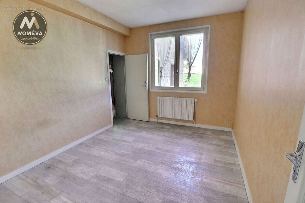 Maison à MONTFAUCON-EN-VELAY