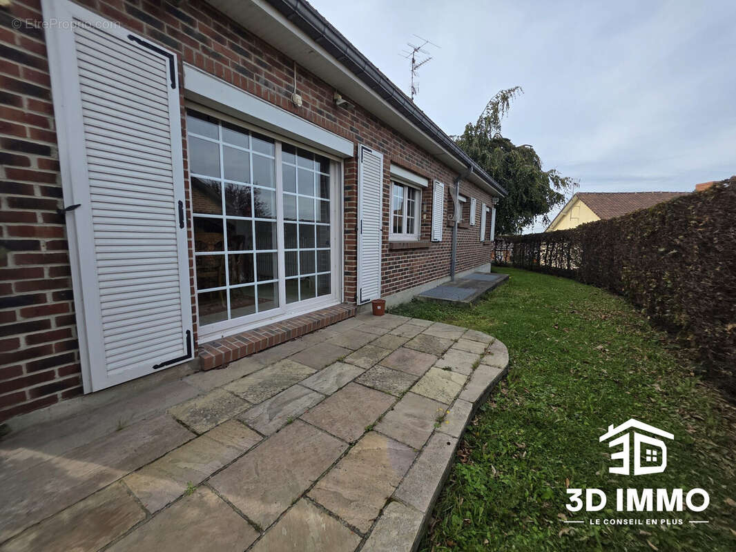 Maison à AVESNES-SUR-HELPE