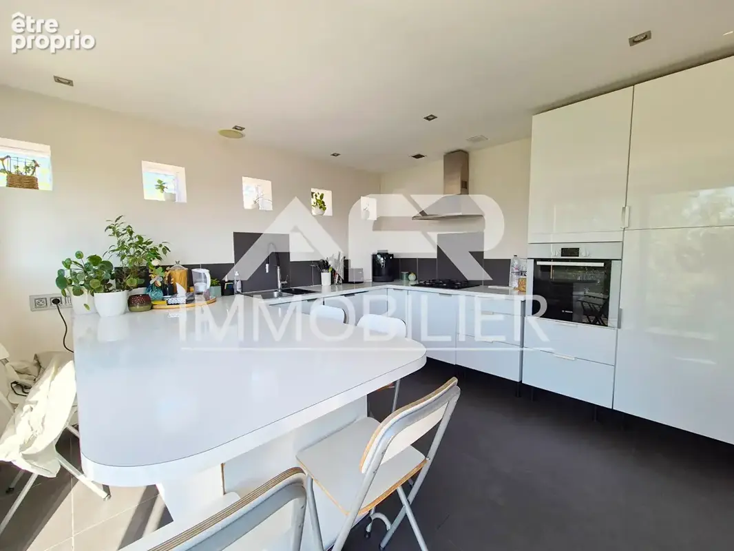 Maison contemporaine à Chatou , Vue panoramique sur la vallée de la Seine, domotique et cadre de vie privilégié - photo 10