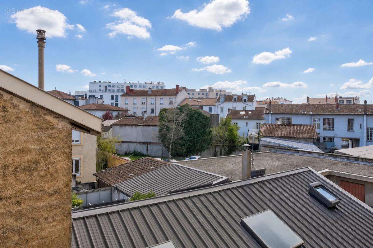 Charmant studio rénové avec balcon à Lyon - photo 8