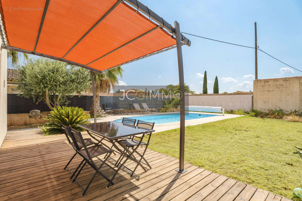 Villa de plain-pied 115m2 - 4 chambres, piscine et garage ! - photo 13
