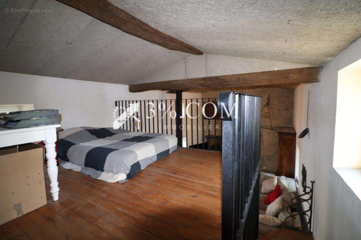 Propriété 256 m2 constituée d'une habitation principale et d - photo 12