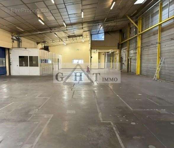 Commerce à FONTENAY-SOUS-BOIS