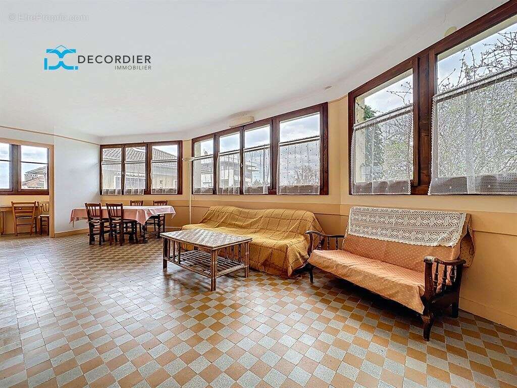 Neuvecelle maison a renover proche lac - photo 20