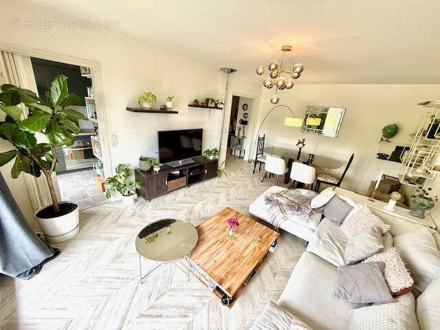 Appartement à FERNEY-VOLTAIRE