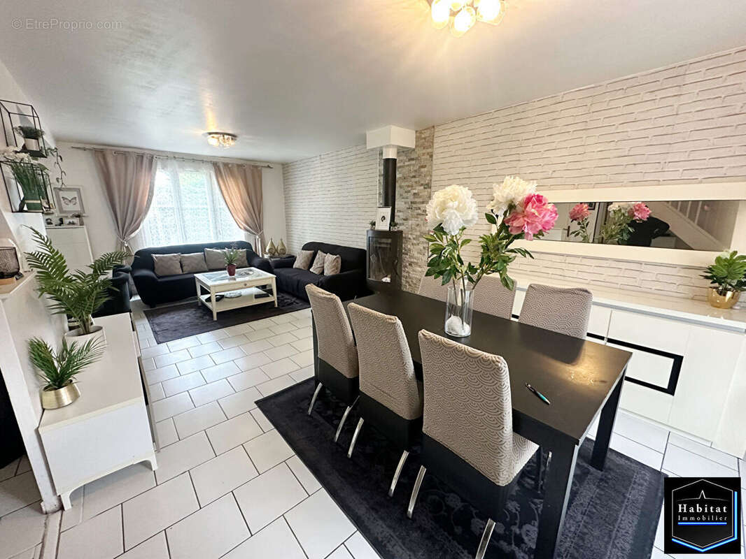 Maison à DAMMARTIN-EN-GOELE