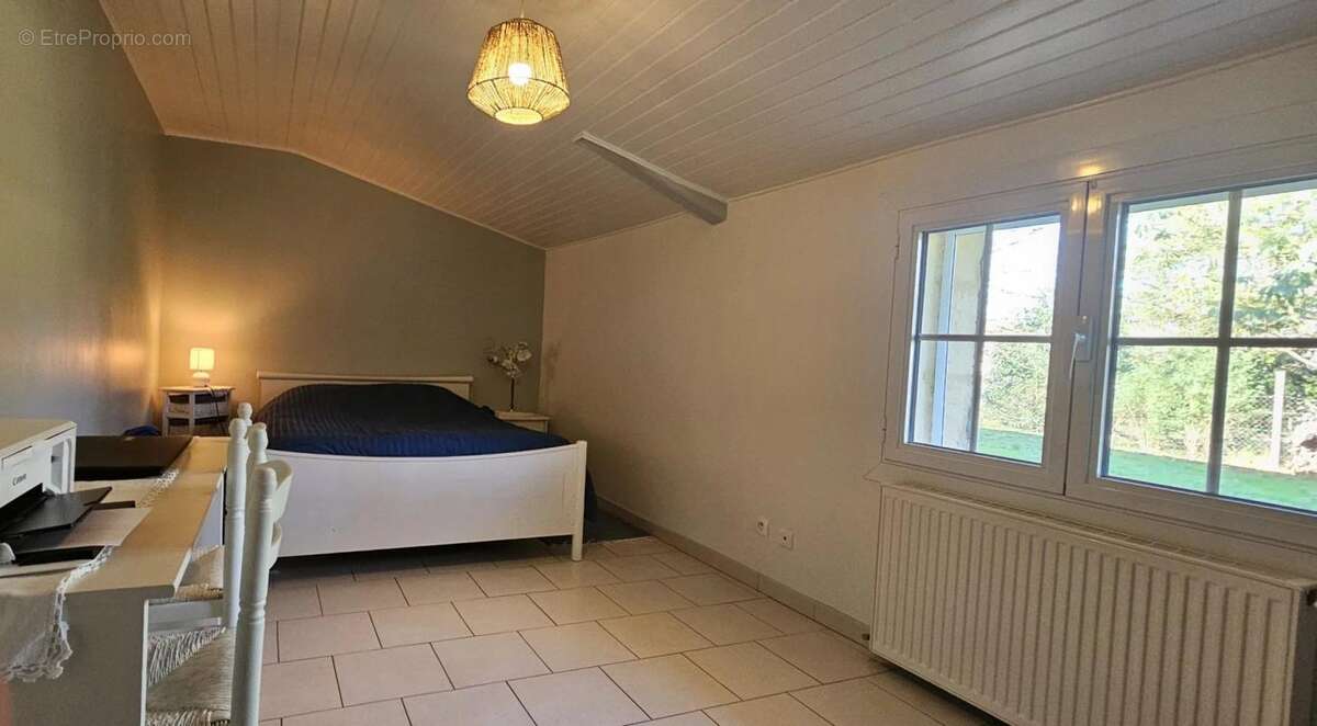 Maison à SAINT-LAURENT-DES-VIGNES