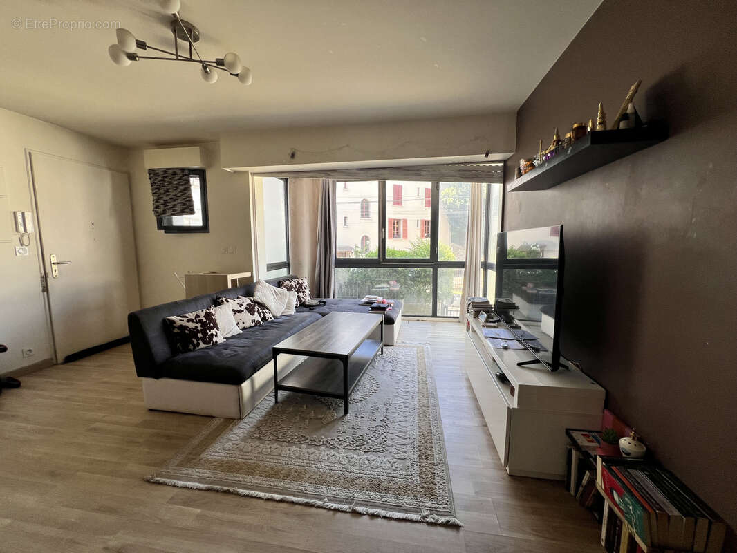 Appartement 2 pièces 39 m2 avec 2 parking et cave - photo 5