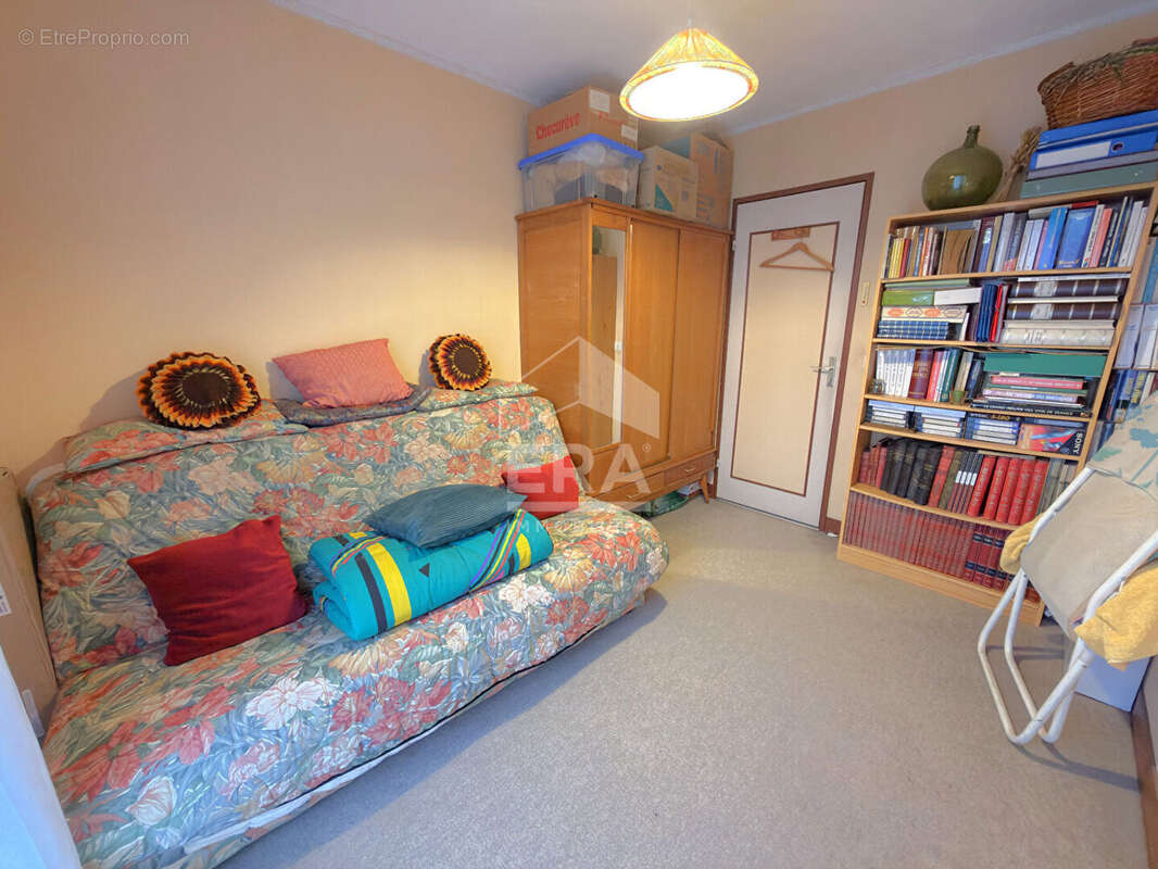 Maison à LES ECRENNES