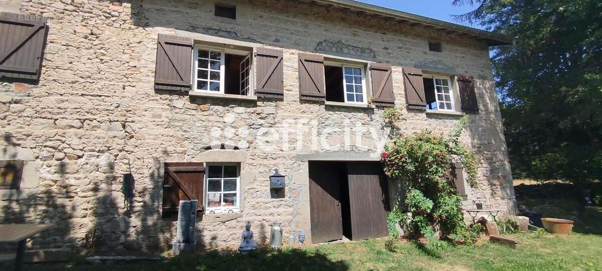 Maison 10 pièces 442 m² à vendre à Fournols (63980) - photo 36