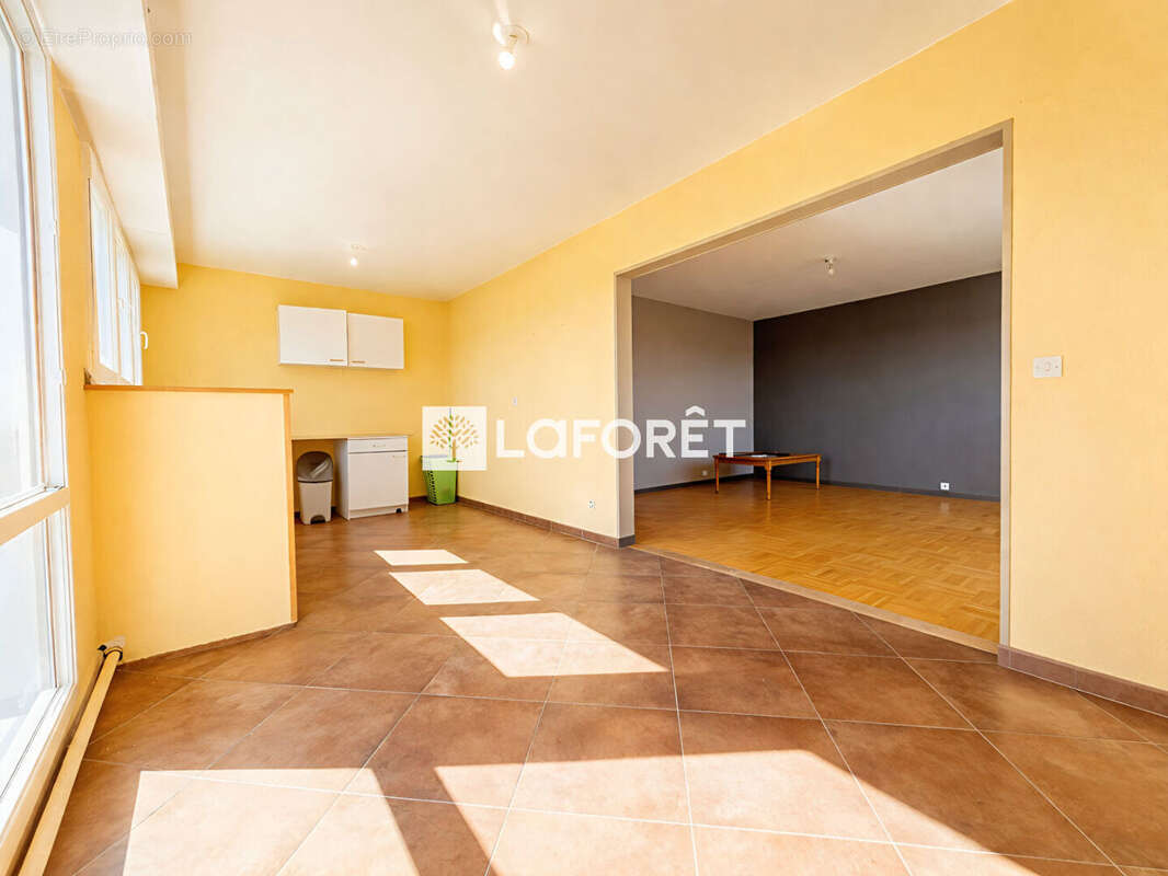 Appartement à PONTOISE