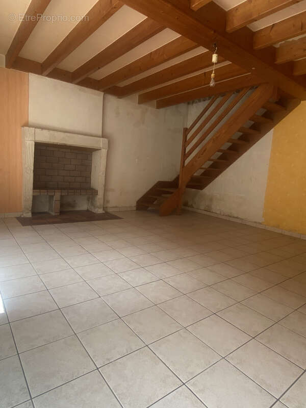 Maison 2 chambres 63 m2 garage dependance - photo 2