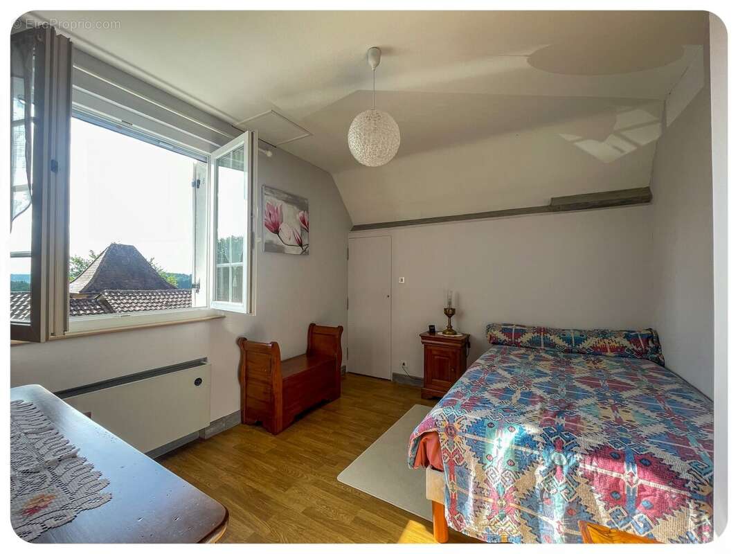 Maison à COULOUNIEIX-CHAMIERS