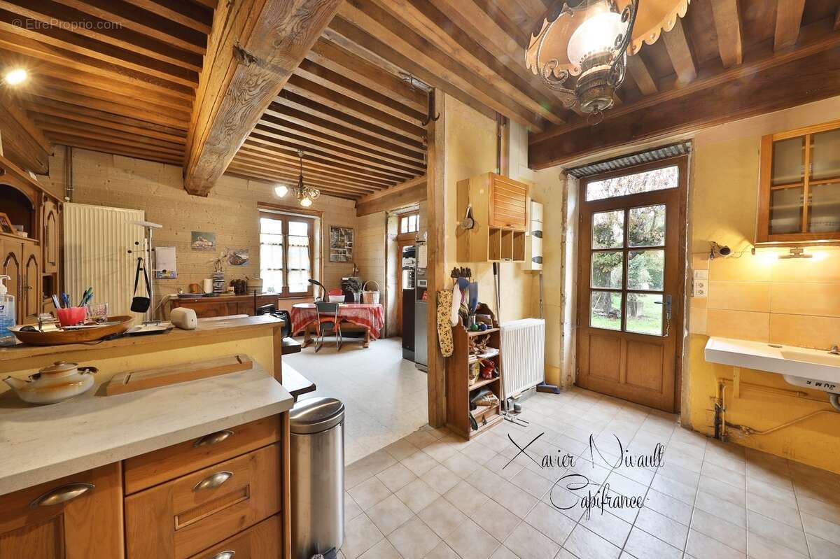 Maison à vendre 6 pièces proche de SAINT TRIVIER DE COURTES (01) - photo 8