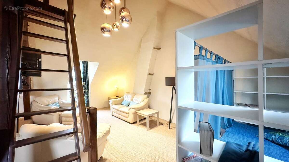 Maison à GENOUILLAC