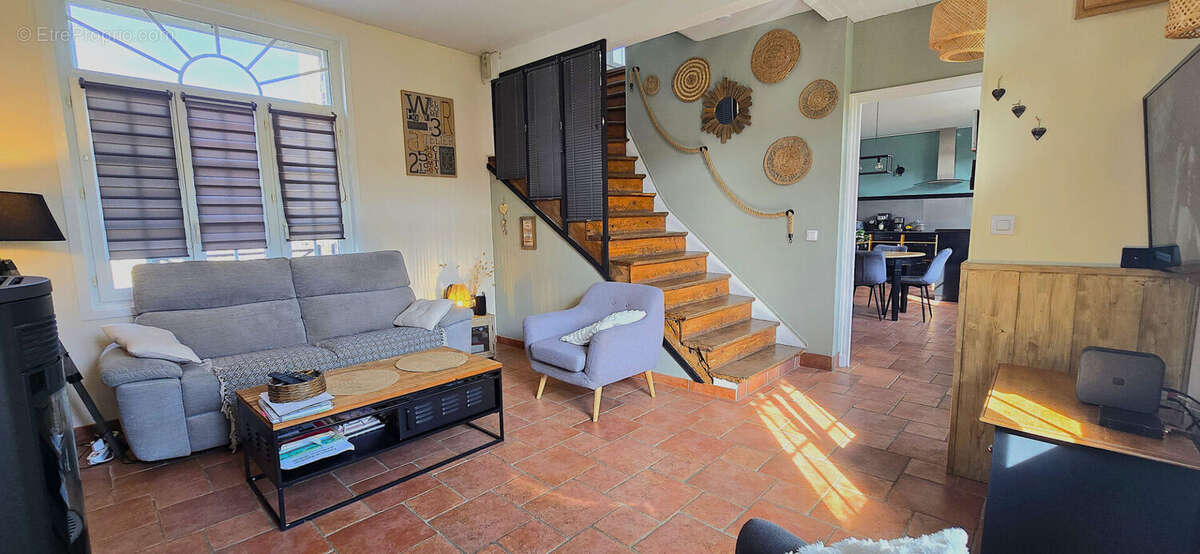 Maison à CHEVINCOURT