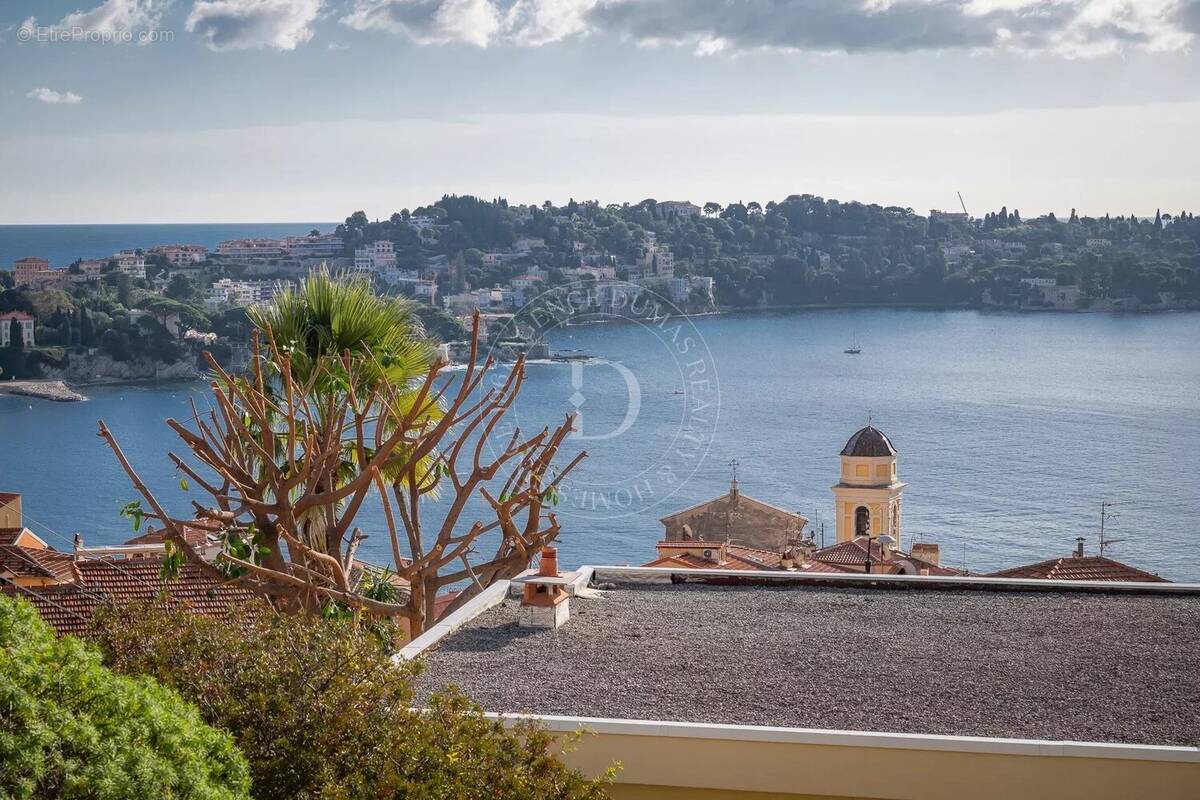 Appartement à VILLEFRANCHE-SUR-MER