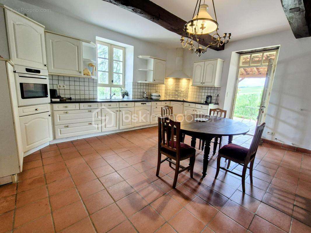 Maison à PLIEUX
