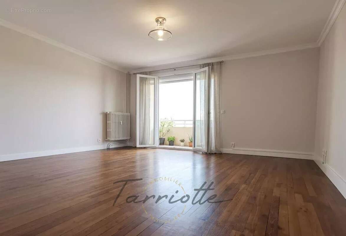 Appartement à MONTELIMAR
