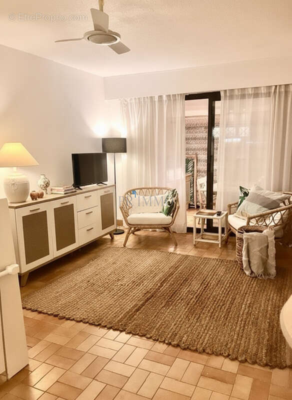 Appartement à GRIMAUD