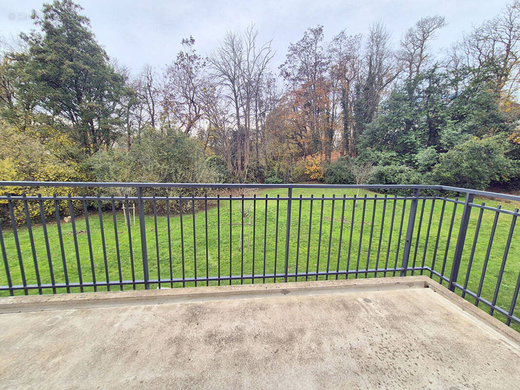 Appartement à ELANCOURT