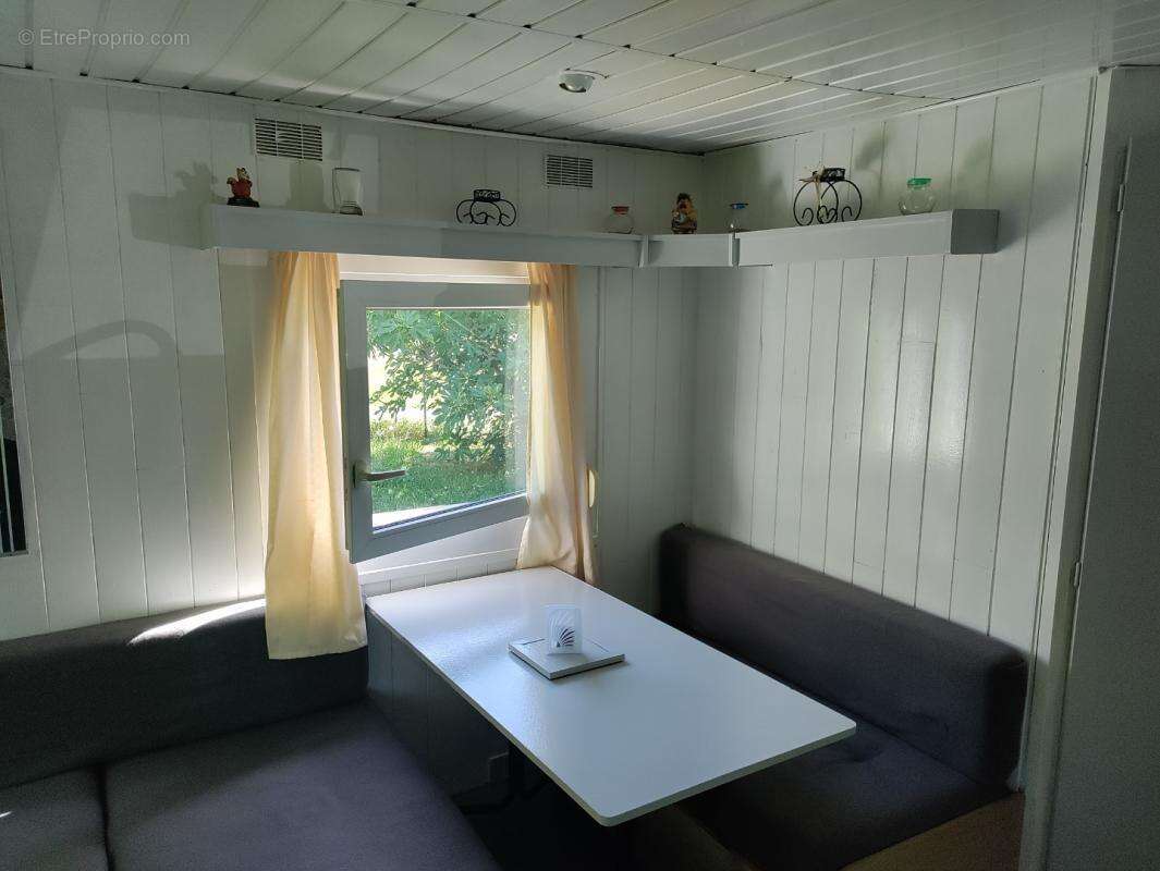 Maison 3 pièces / 24 m² / 72 000 EUR / SARAMON - photo 7