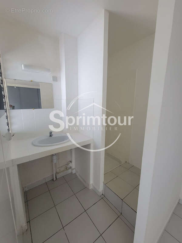 Appartement à BAIE-MAHAULT