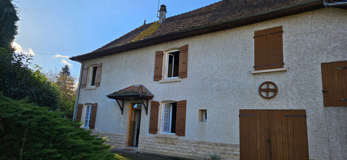 Maison à LES AVENIERES