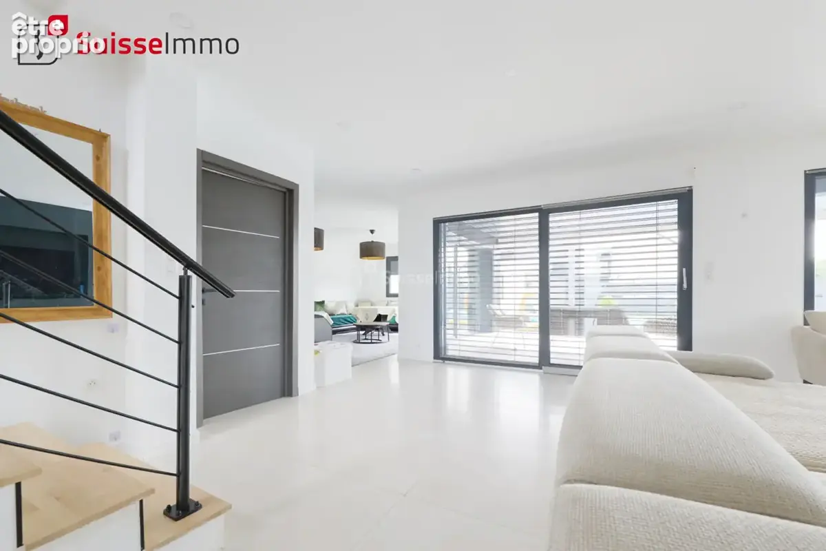 Maison Mezire 7 pièces 246,9 m2 - photo 5