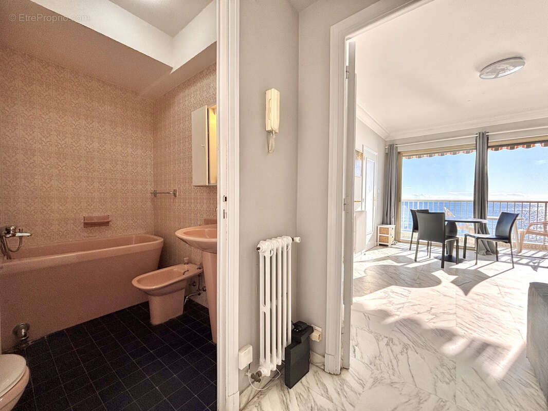 Appartement à MENTON