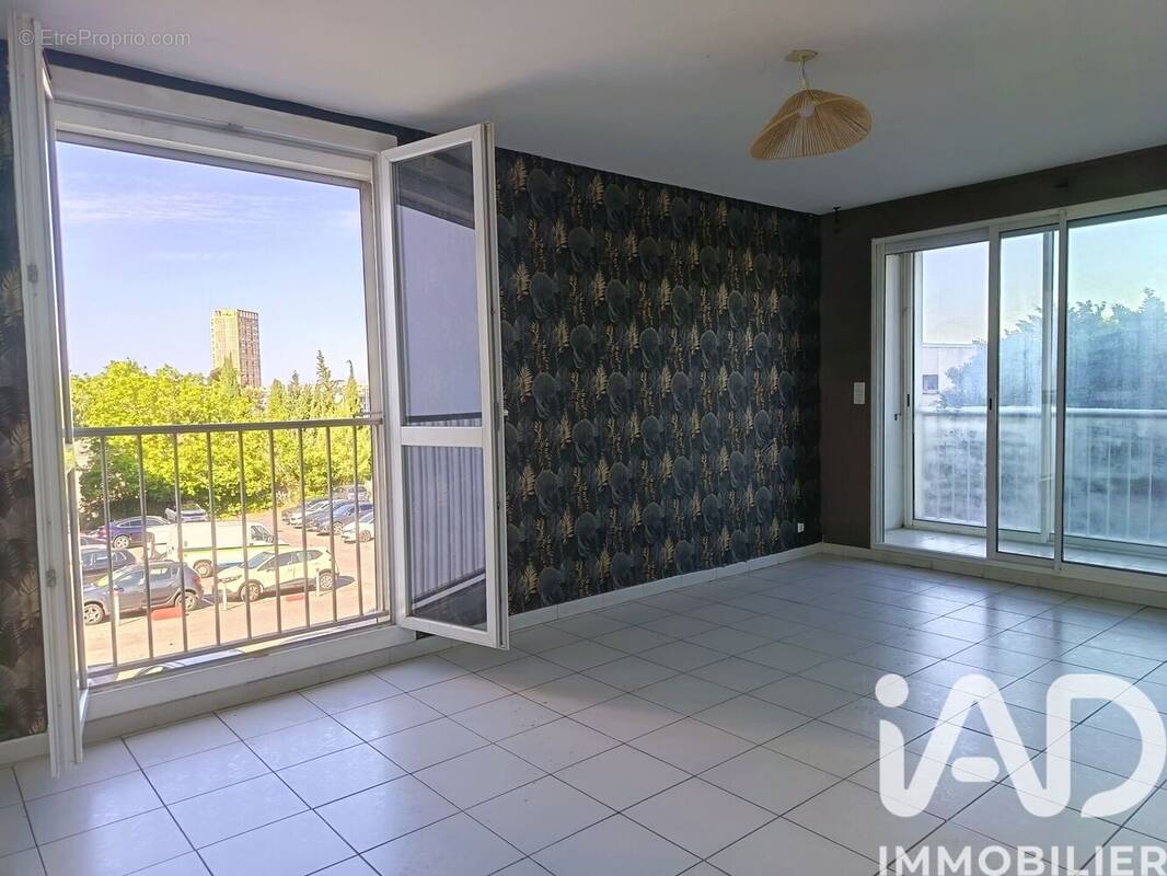 Photo 1 - Appartement à MARSEILLE-14E