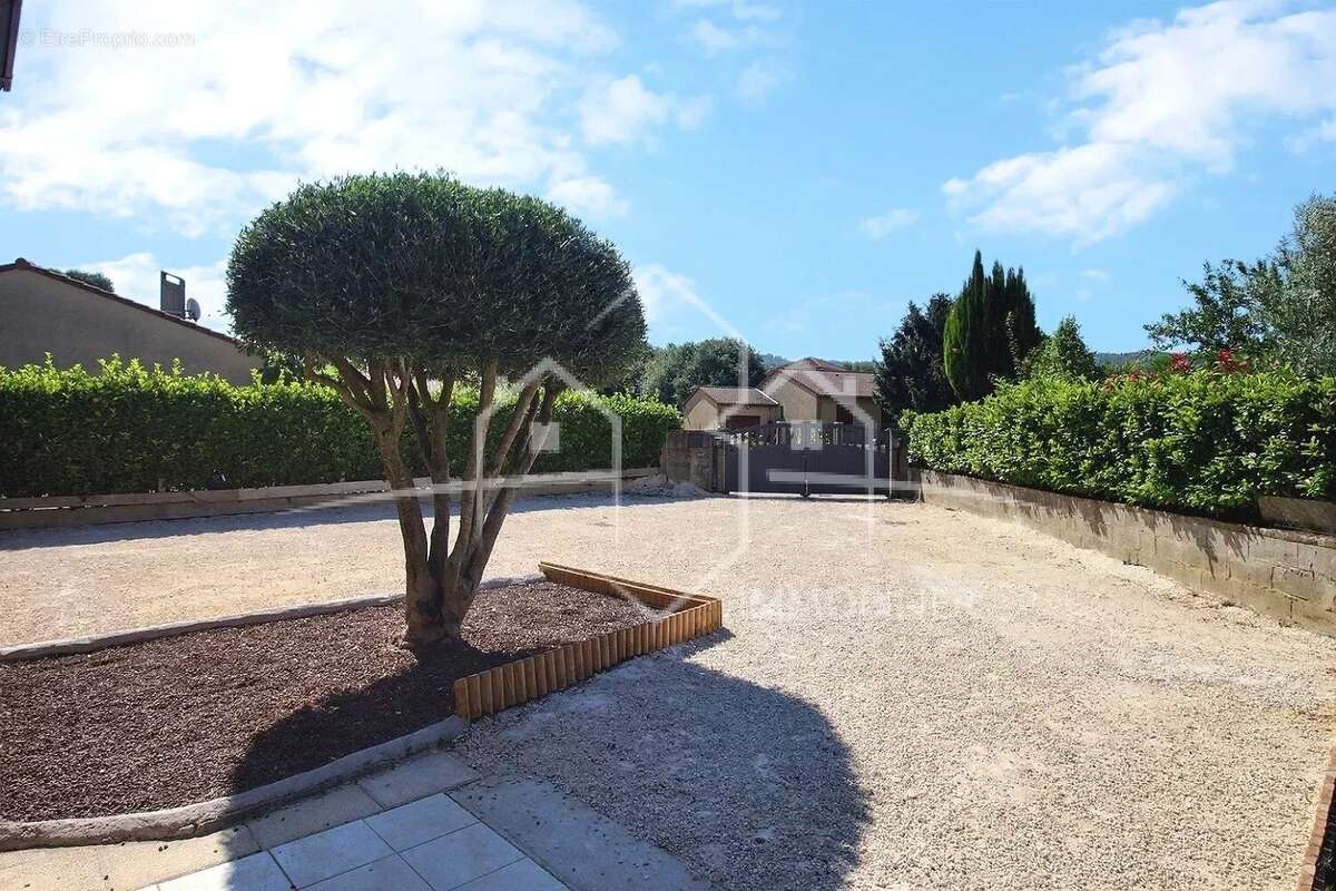 Maison à BEAUSEMBLANT