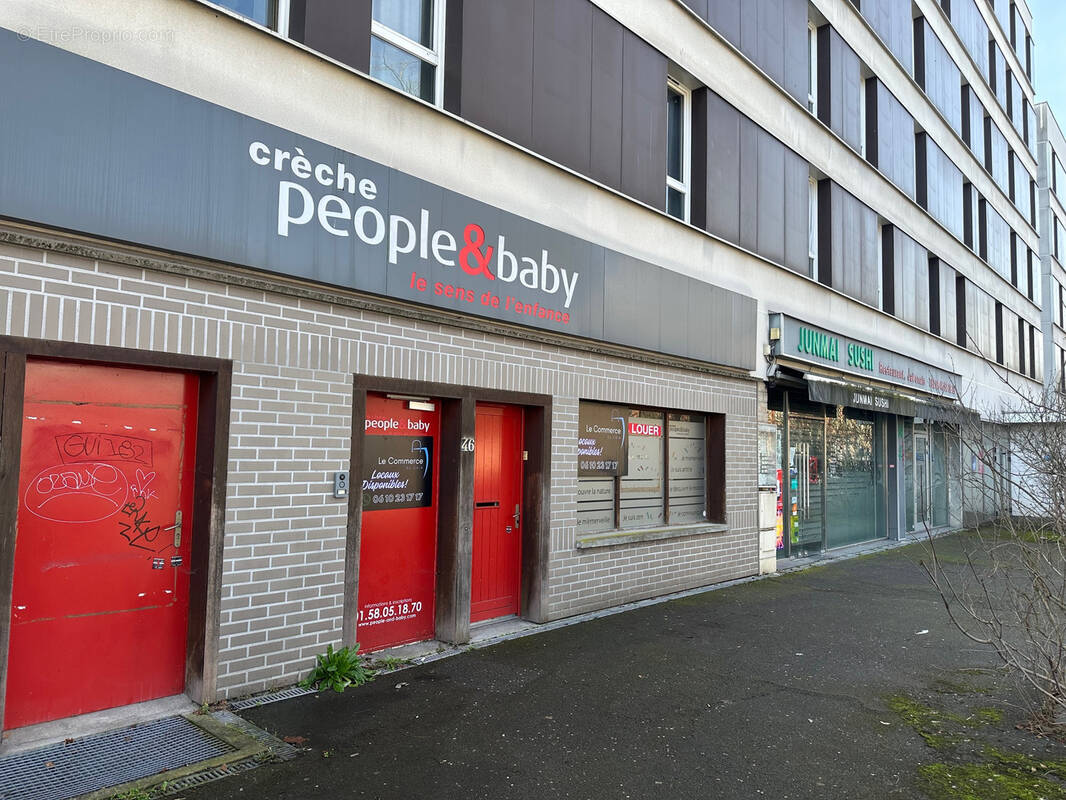 Commerce à IVRY-SUR-SEINE