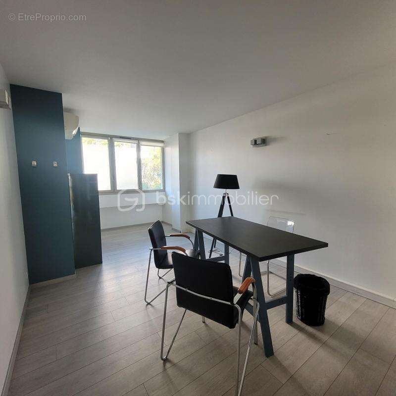 Local commercial libéral     260 000 € - photo 7