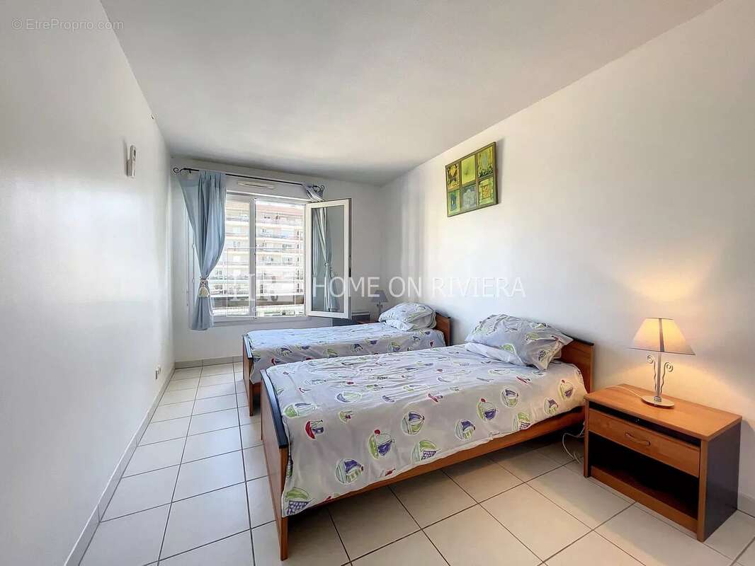 Appartement à MANDELIEU-LA-NAPOULE