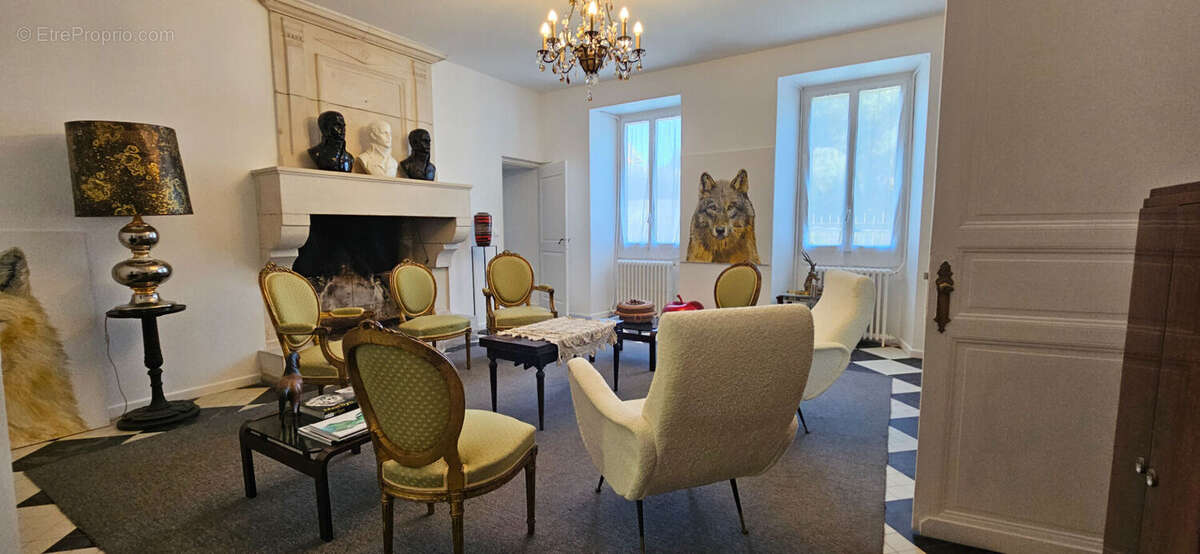 Maison à SAINT-DIZANT-DU-GUA