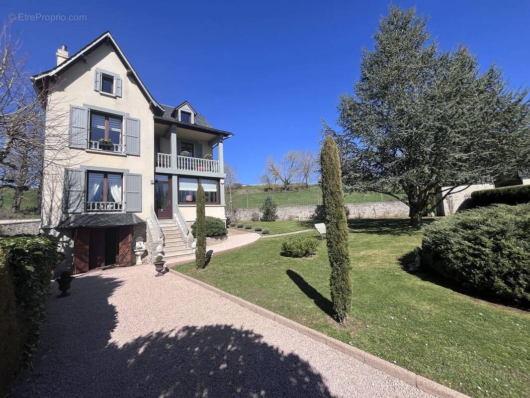 Maison à SAINT-GERMAIN-DU-TEIL