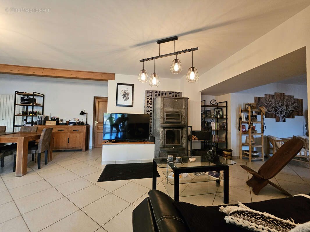 Propriété équestre de 5 hectares, entièrement clos, maison de plain pied 210m2 annexe 130m2 - photo 10
