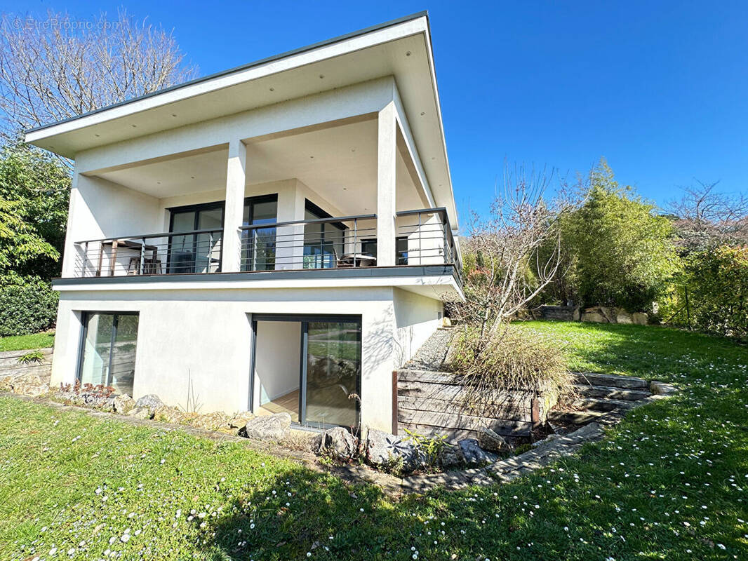 Maison à VERRIERES-LE-BUISSON
