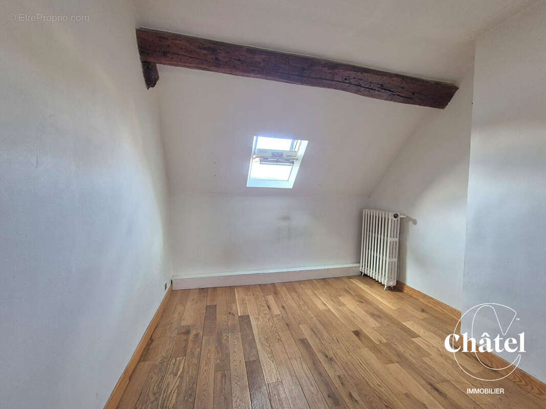 Senlis - Centre-ville - Appartement T2 charme de l'ancien - cave - photo 8