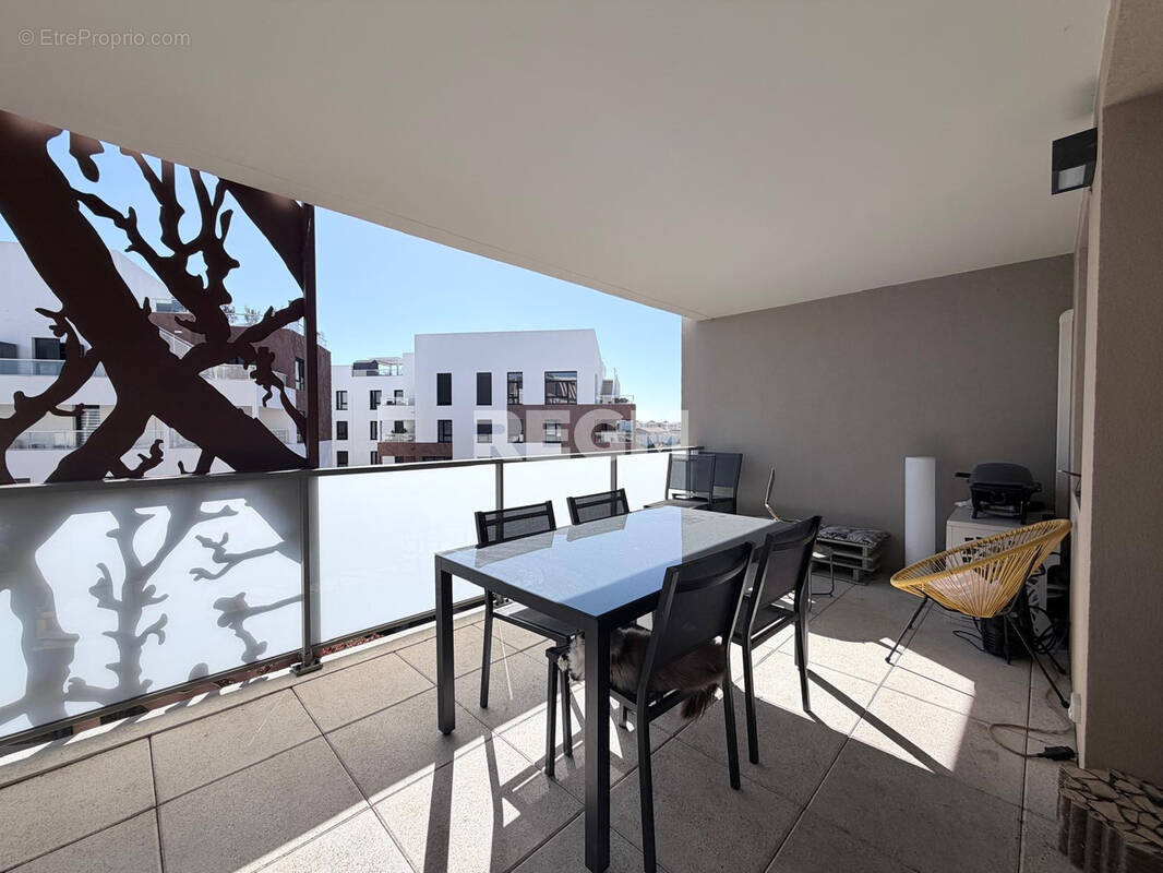 Appartement à SAINT-JEAN-DE-VEDAS