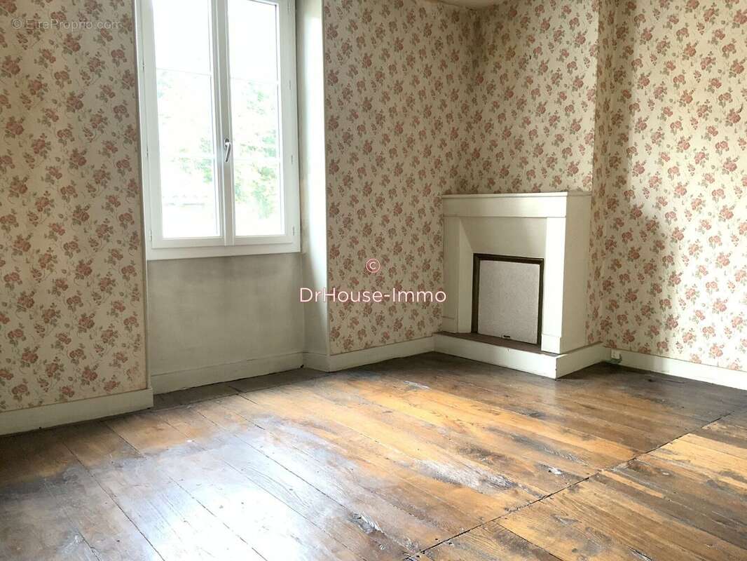 Maison à SAINT-CLAUD
